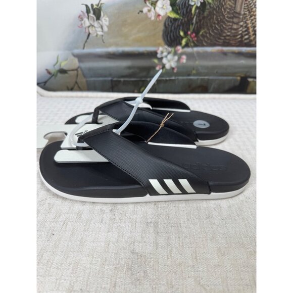 Adidas Adilette Comfort Flip Flops Mens Size 7 Black & White Synthetic Material - Picture 1 of 7